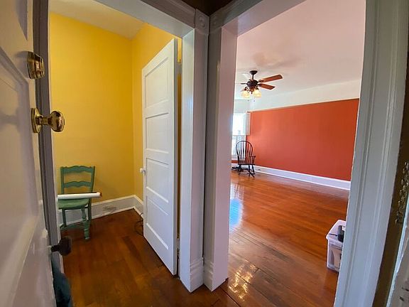 2nd image of 1114 Prince Edward St APT 2