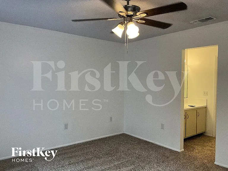 3228 Curry Woods Cir #2 — Photo 11