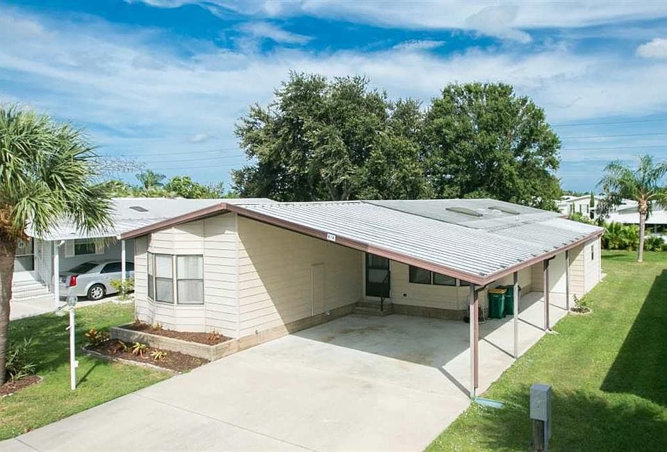 1st image of 614 Amaryllis Dr