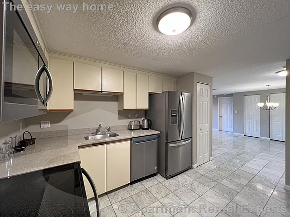 4th image of 30 Revere Beach Pkwy #511D
