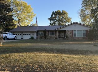 1100 Old Perryville Rd, Parsons, TN 38363
