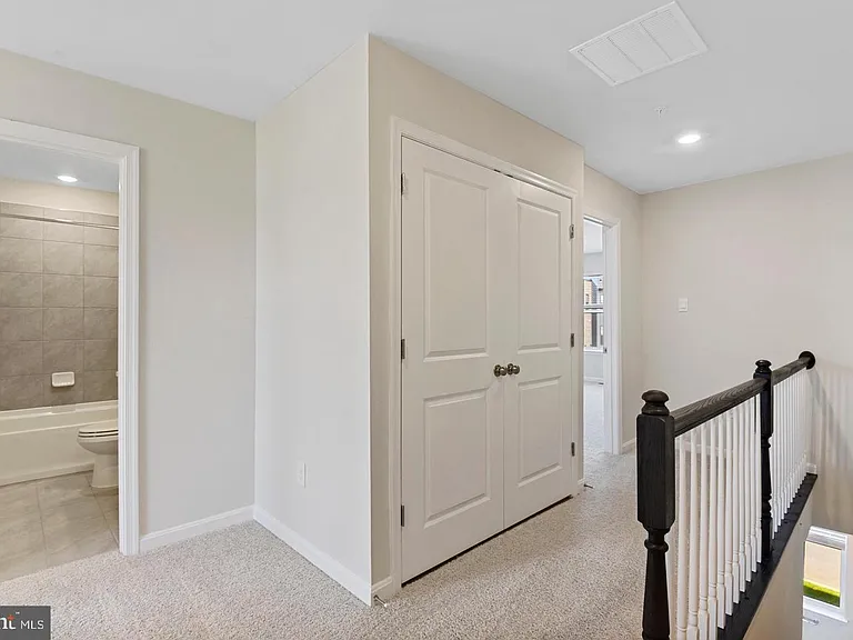 418 Carroll Walk Ave — Photo 11