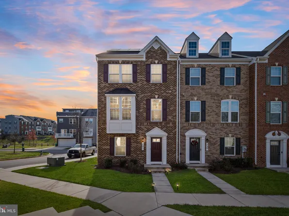 731 Sky Bridge Dr, Upper Marlboro, MD 20774