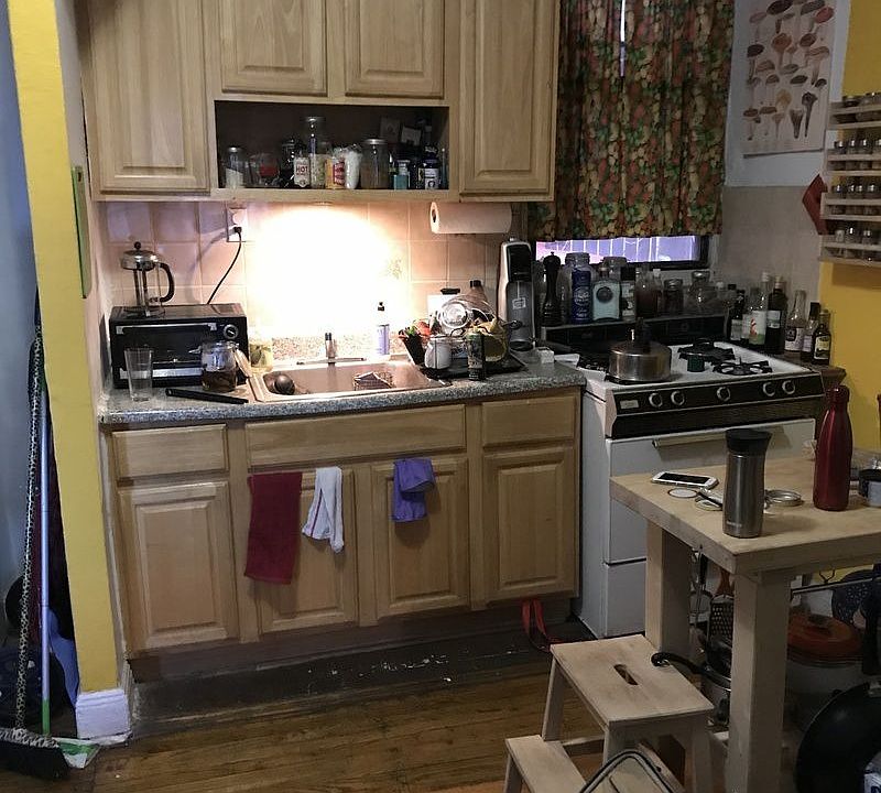 1st image of 485 Saint Johns Pl APT 3A