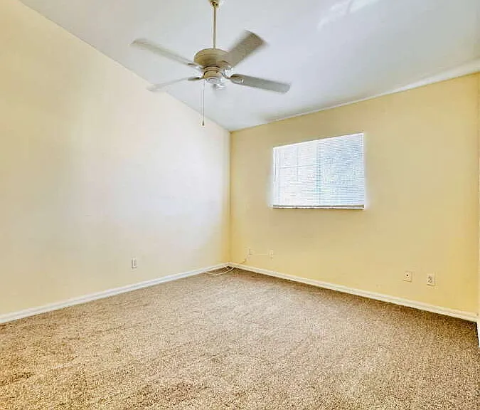 1105 Harold Ave S — Photo 14