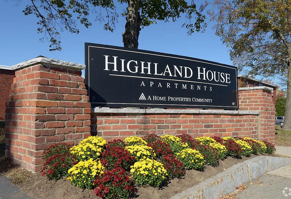 Highland House Apartments
