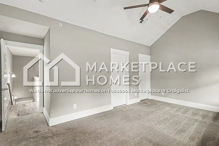 119 Bell St — Photo 13