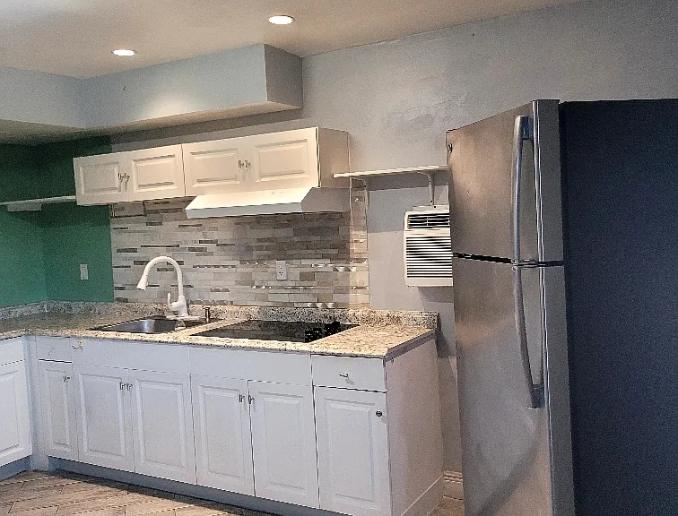 611 NW 34th Ave #1 — Photo 1