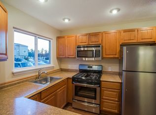 2 Markham Cir #D, Ayer, MA 01432