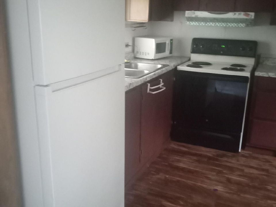 1st image of 3650 Market St Lot B