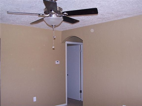 2nd image of 421 NW 72nd St