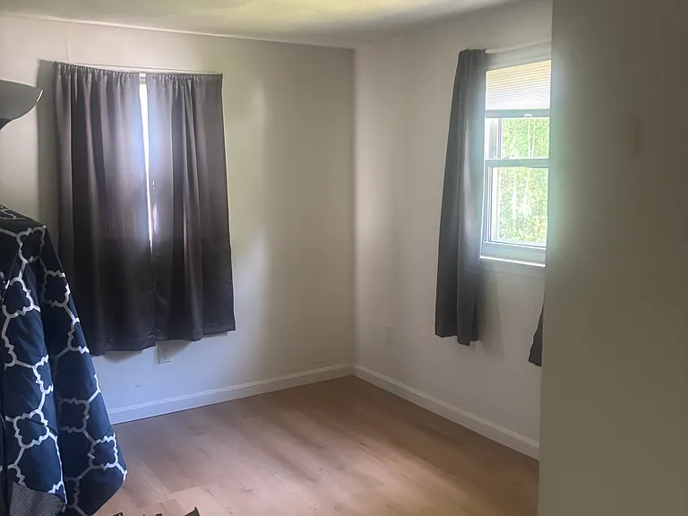400 Old River Rd — Photo 4