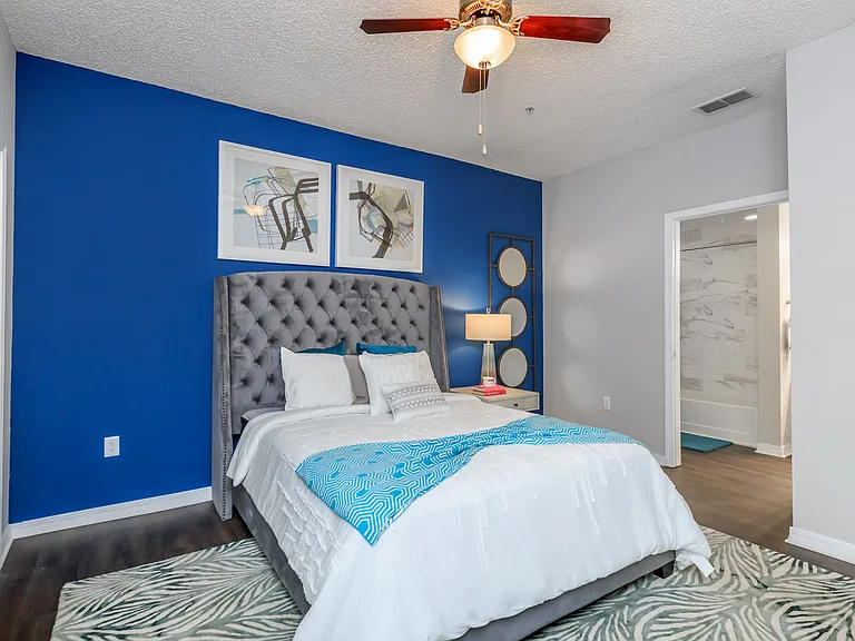 Registry at Windsor Parke — Photo 38