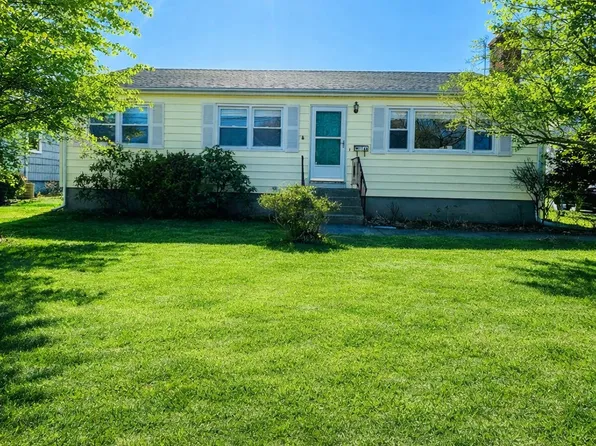 168 Blohm Street, West Haven, CT 06516