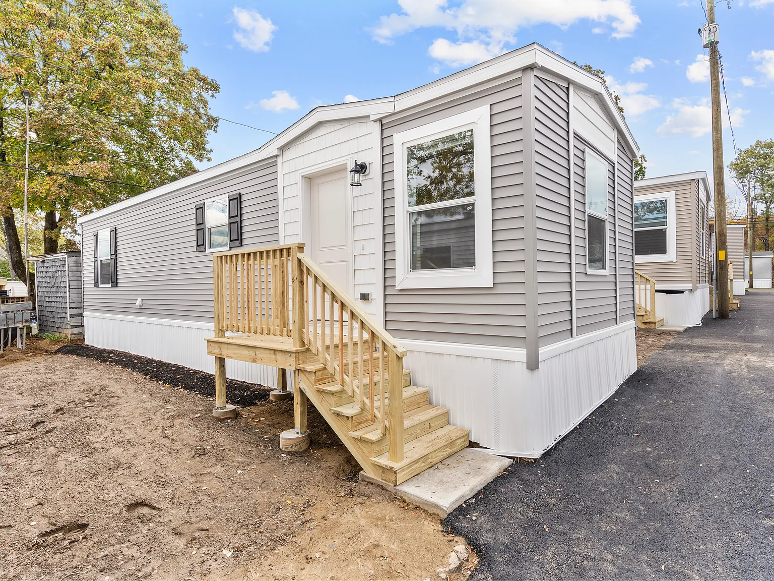 2 bed, 650 sqft, $1,800 — Photo 1