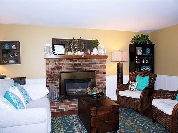 4th image of 4067 Pawnee Dr