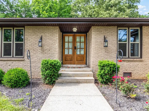 918 Lucy Ln, Clarksville, TN 37043