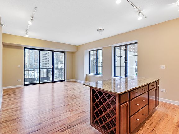4th image of 41 E 8th St APT 3A