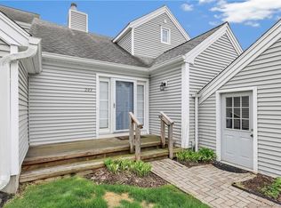 203 Hickory Woods Ln UNIT 203, Stratford, CT 06614
