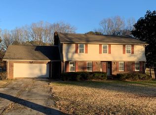 401 Lingerlost Rd, Killen, AL 35645