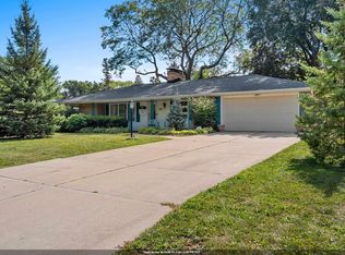 241 Saint Marys Blvd, Green Bay, WI 54301