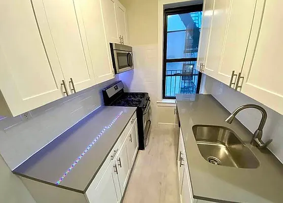 Rented by Voro NYC | media 12