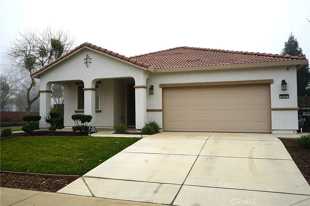 3507 Creekview Ct photo 1