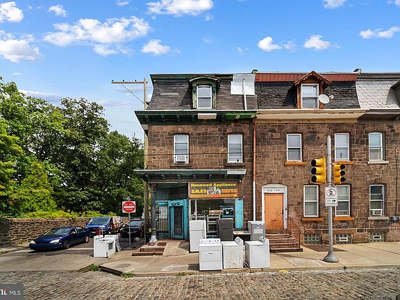 3rd image of 4841 Germantown Ave