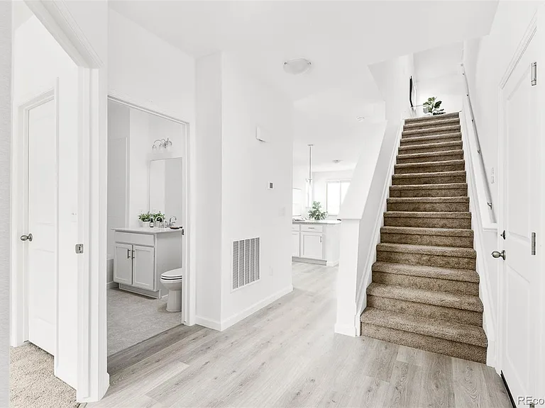 3669 S Lisbon Ct — Photo 14