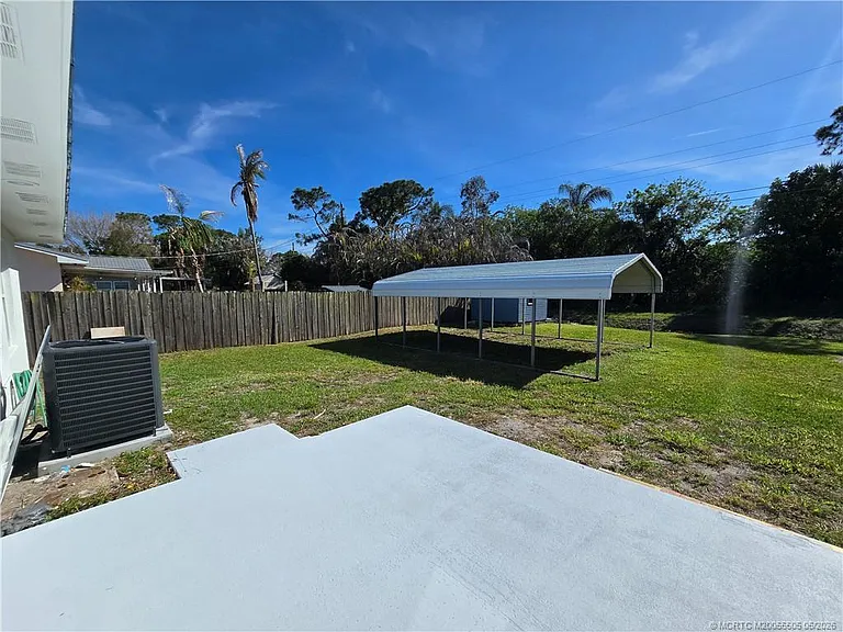 5968 SE Avalon Dr — Photo 4
