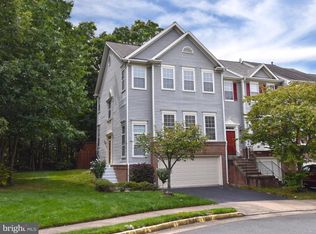 13064 Cobble Ln, Clifton, VA 20124