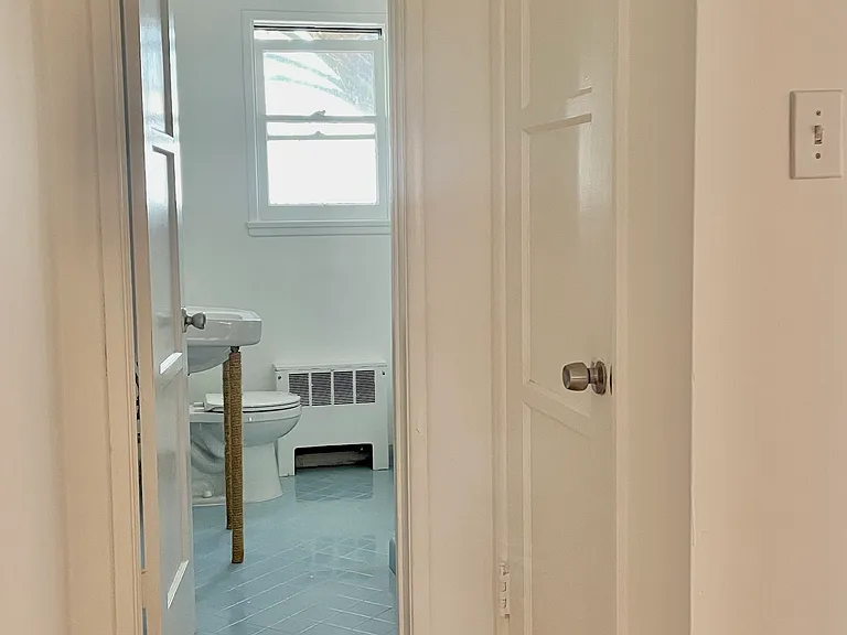228 S Sycamore Ave #11 — Photo 14