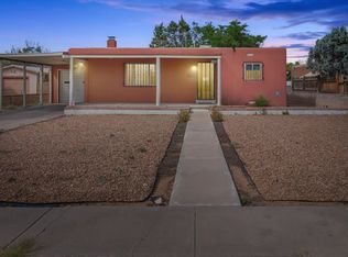 8215 Roma Ave NE, Albuquerque, NM 87108