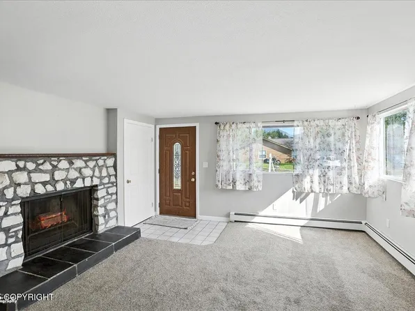 1702 Nunaka Dr, Anchorage, AK 99504