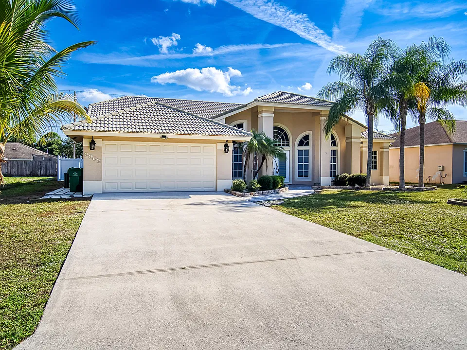 2962 SW Coastal Ter