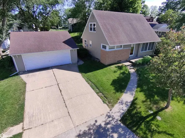 515 W Des Moines St, Brooklyn, IA 52211
