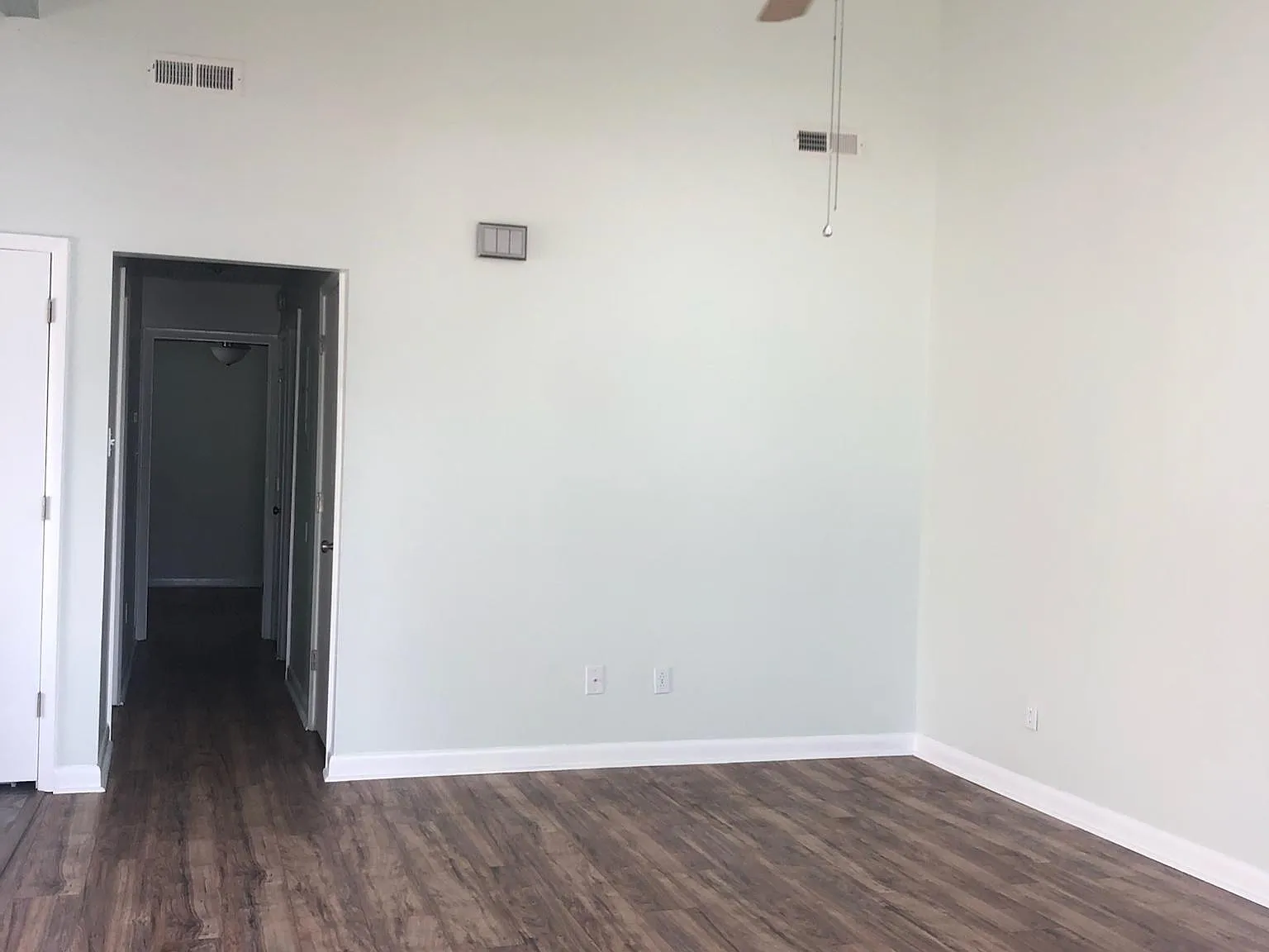 6200 Blynn Dr — Photo 2