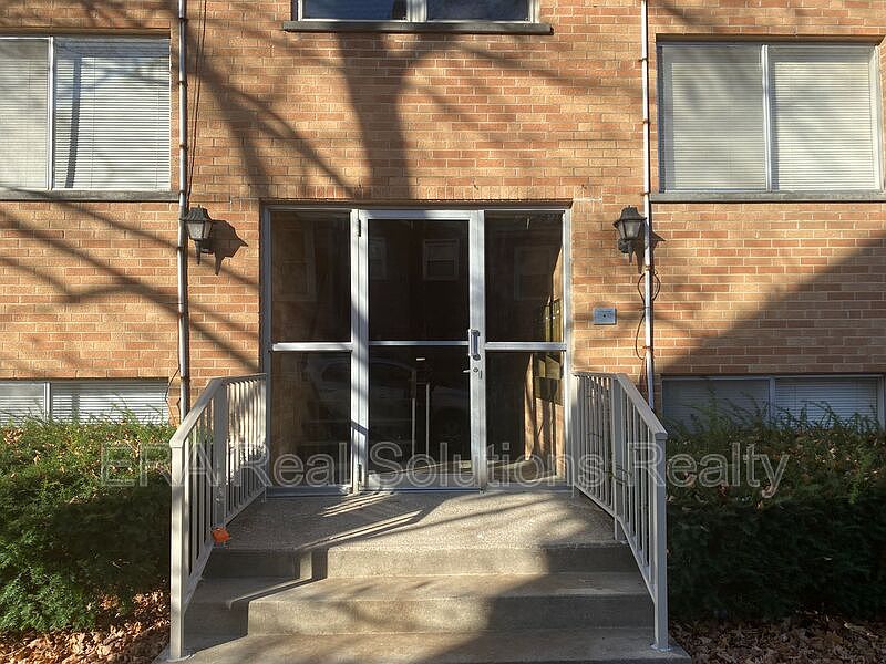 3006 Montana Ave Cincinnati, OH, 45211 Apartments for Rent Zillow