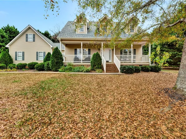 105 Dillard Ct, Easley, SC 29642