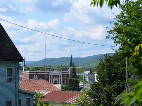 79 Porter Lane, Barton, VT 05822