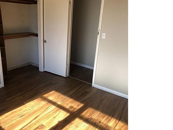 4th image of 5900 S Blackwelder Ave