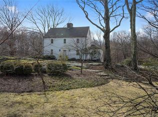 24 Spectacle Ln, Wilton, CT 06897