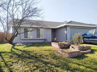 5770 Village Ridge Way, Sacramento, CA 95823