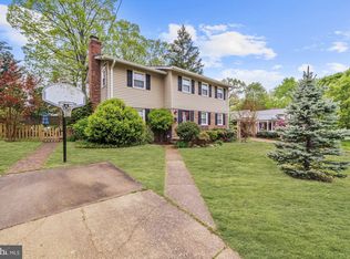 6006 Jennings Ln, Springfield, VA 22150