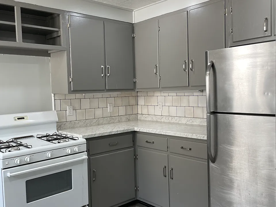 63-65 Platt St #201
