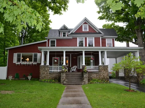 230 Broadway, Saranac Lake, NY 12983