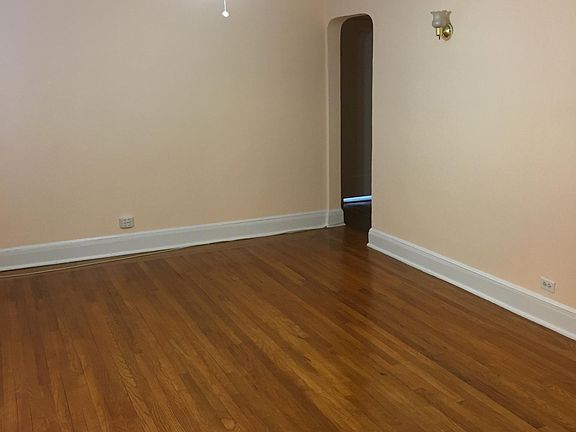 4th image of 9 Greenridge Ave APT 8E
