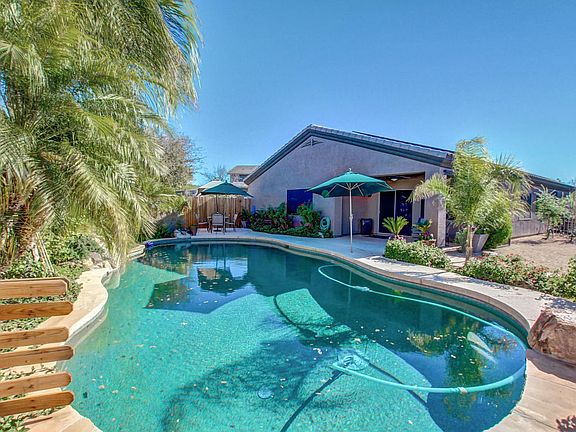 3rd image of 15222 W Country Gables Dr