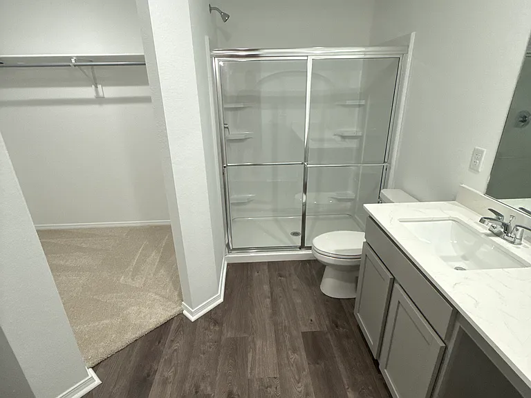 771 Gussy Ln — Photo 8