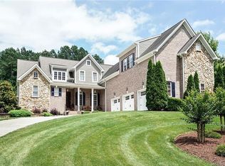 132 Whispering Cove Ct, Mooresville, NC 28117